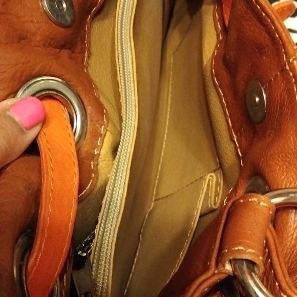 Iam selling a tote bag - Picture 7 of 8